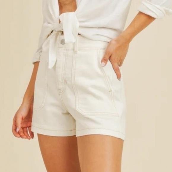 NWT Just Black High Rise Utility Cargo Shorts In Cream - Picture 2 of 8